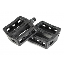 Kink Hemlock pedals black